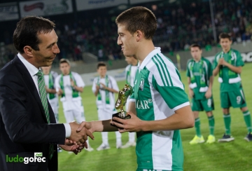 Награждаване на юношите за сезон 2013/14 | ДЮШ