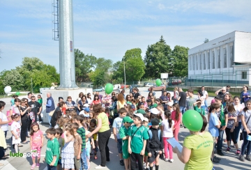Деца рисуваха на тема "Лудогорец и аз"